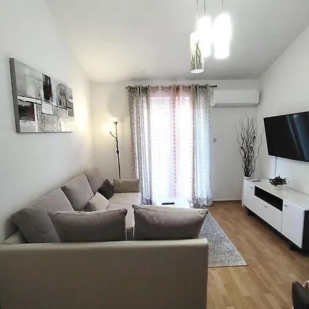 Alma Appartement *
